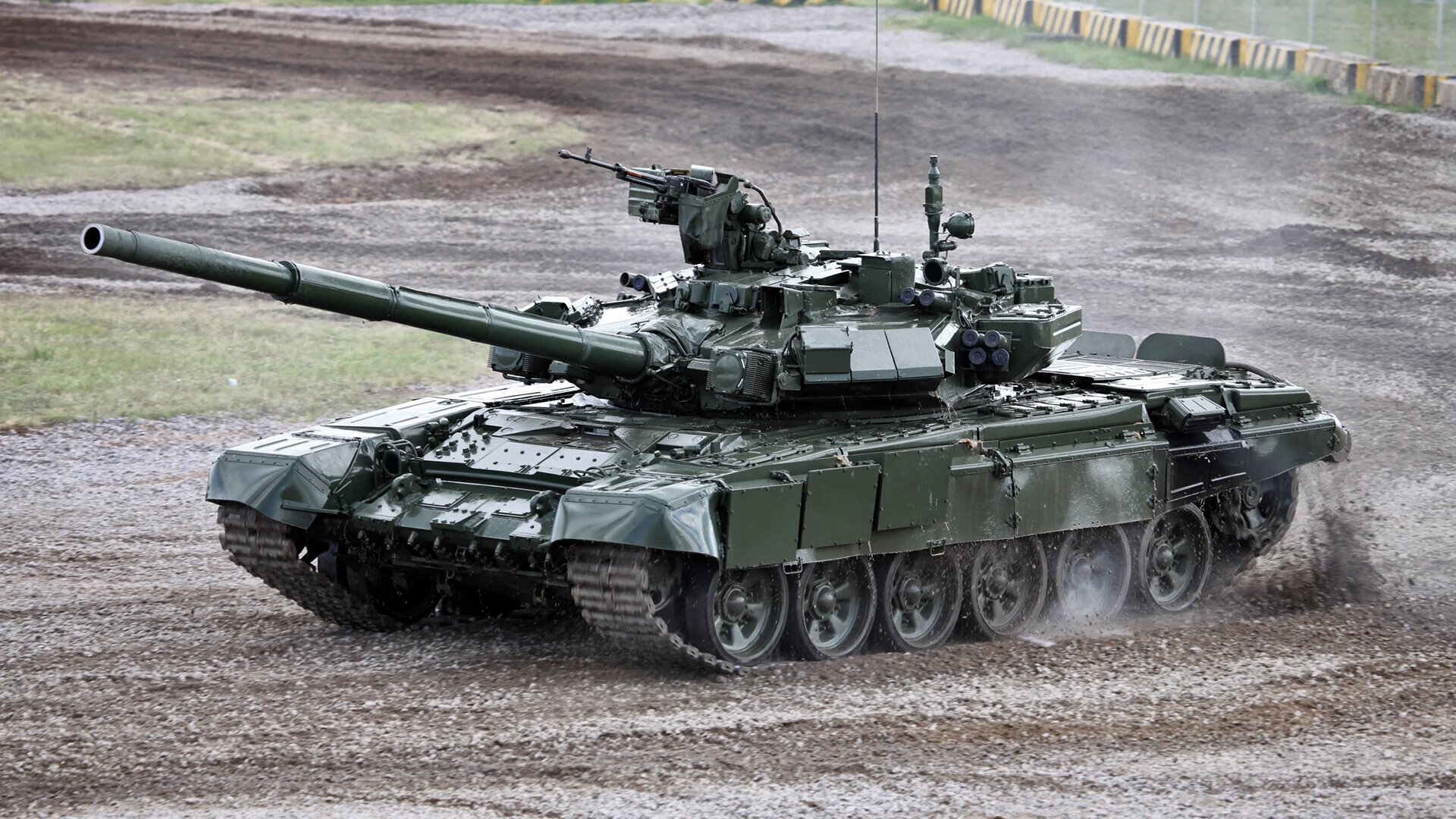 曹缘决赛发挥稳定赢得观众喝彩,曹缘赛后采访视频