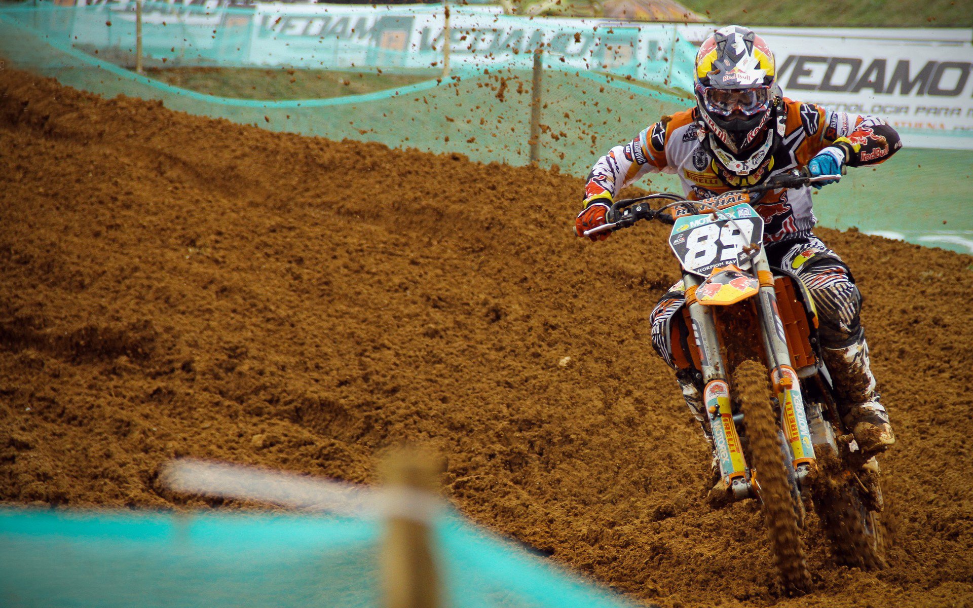 kaiyun网址-美国队接力队员齐心协力助力夺冠