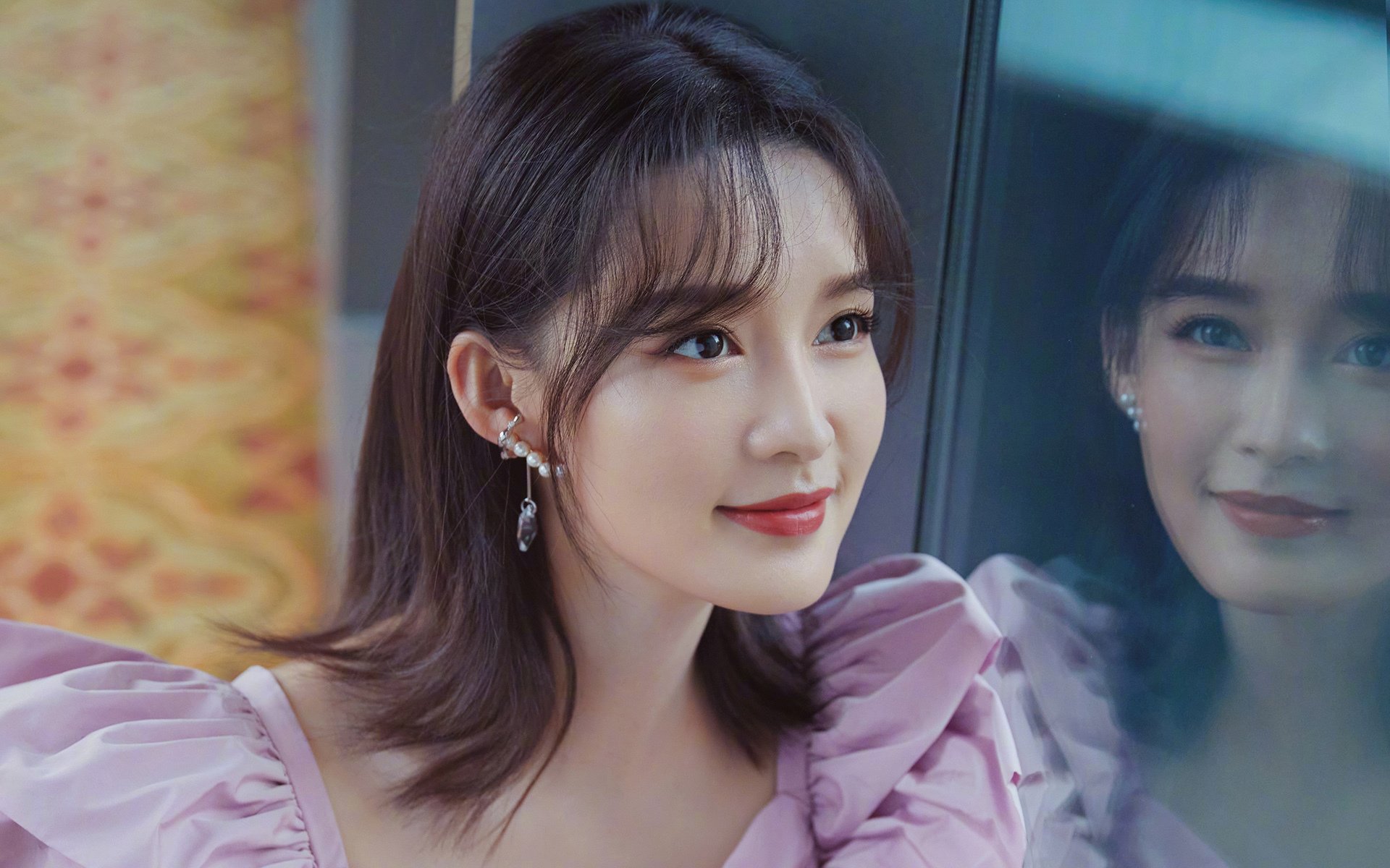 英超的商业广告合作案例,英超场边led广告报价